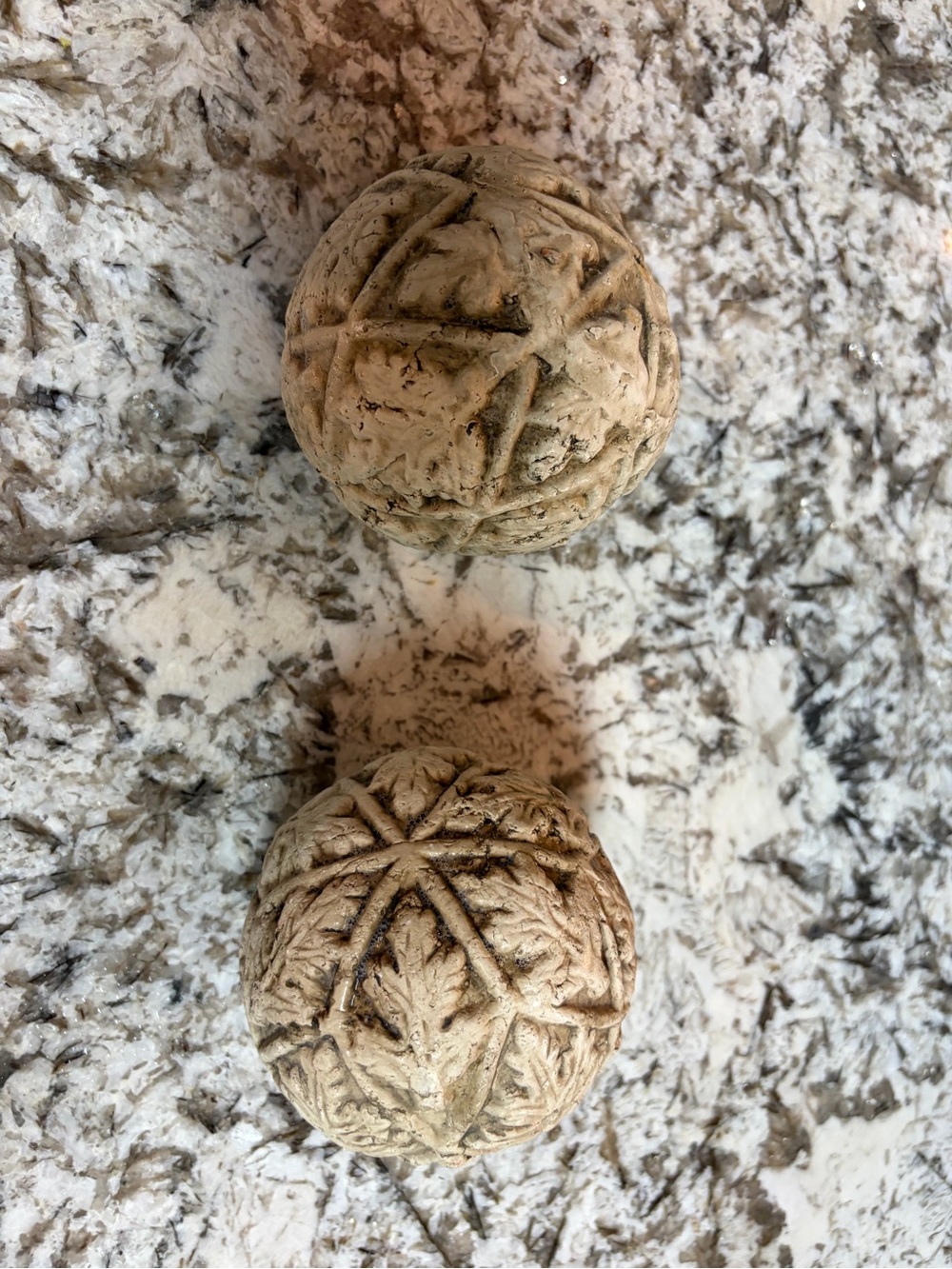 Decorative Carved concrete Ball Set - Cream Accent Home Holiday Dรฉcor 2